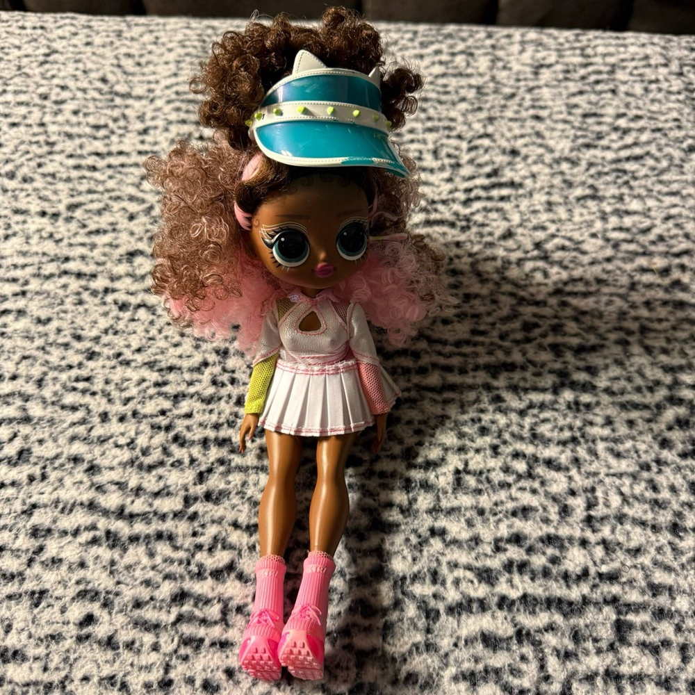 Girls MGA Entertainment Doll White and Pink